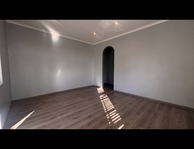3 BEDROOM APARTMENT FOR SALE IN MUSGRAVE